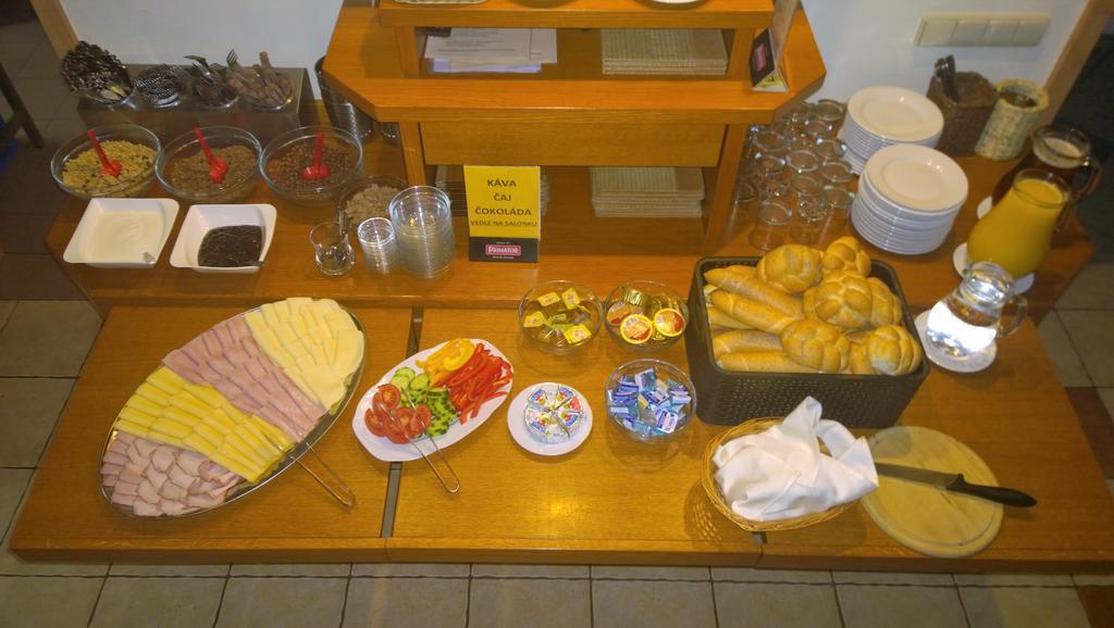 Wellness Penzion Pod Rozhlednou Kostelec nad Orlicí Esterno foto