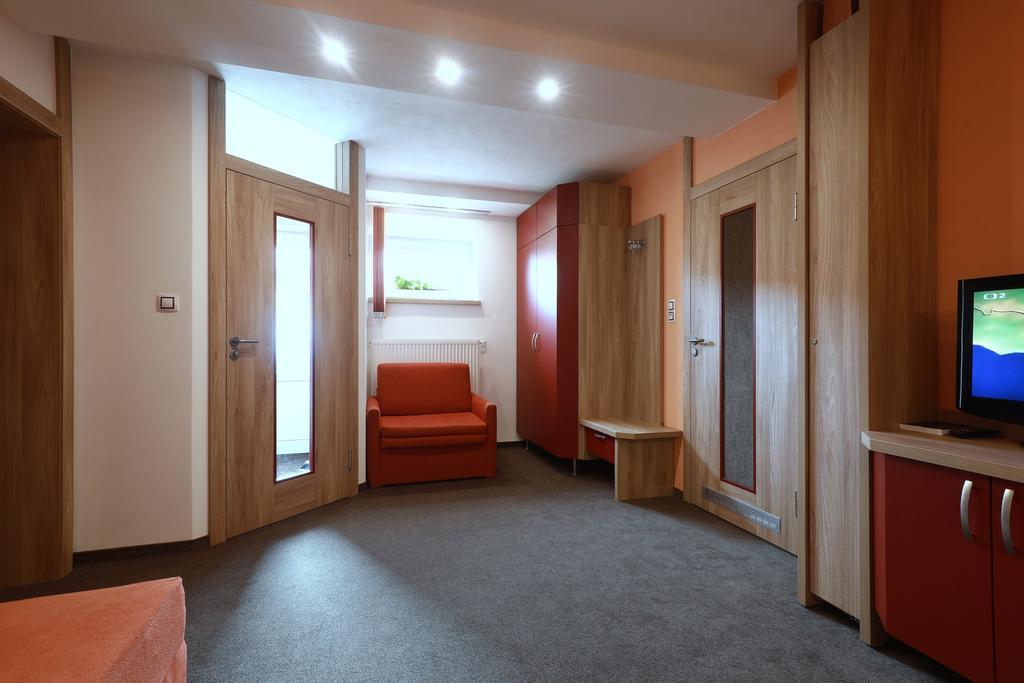 Wellness Penzion Pod Rozhlednou Kostelec nad Orlicí Esterno foto
